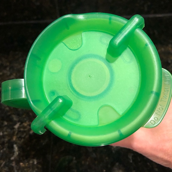 Walt Disney World Rapid fill 50th Anniversary Souvenir refillable Cups 4 - Picture 10 of 12